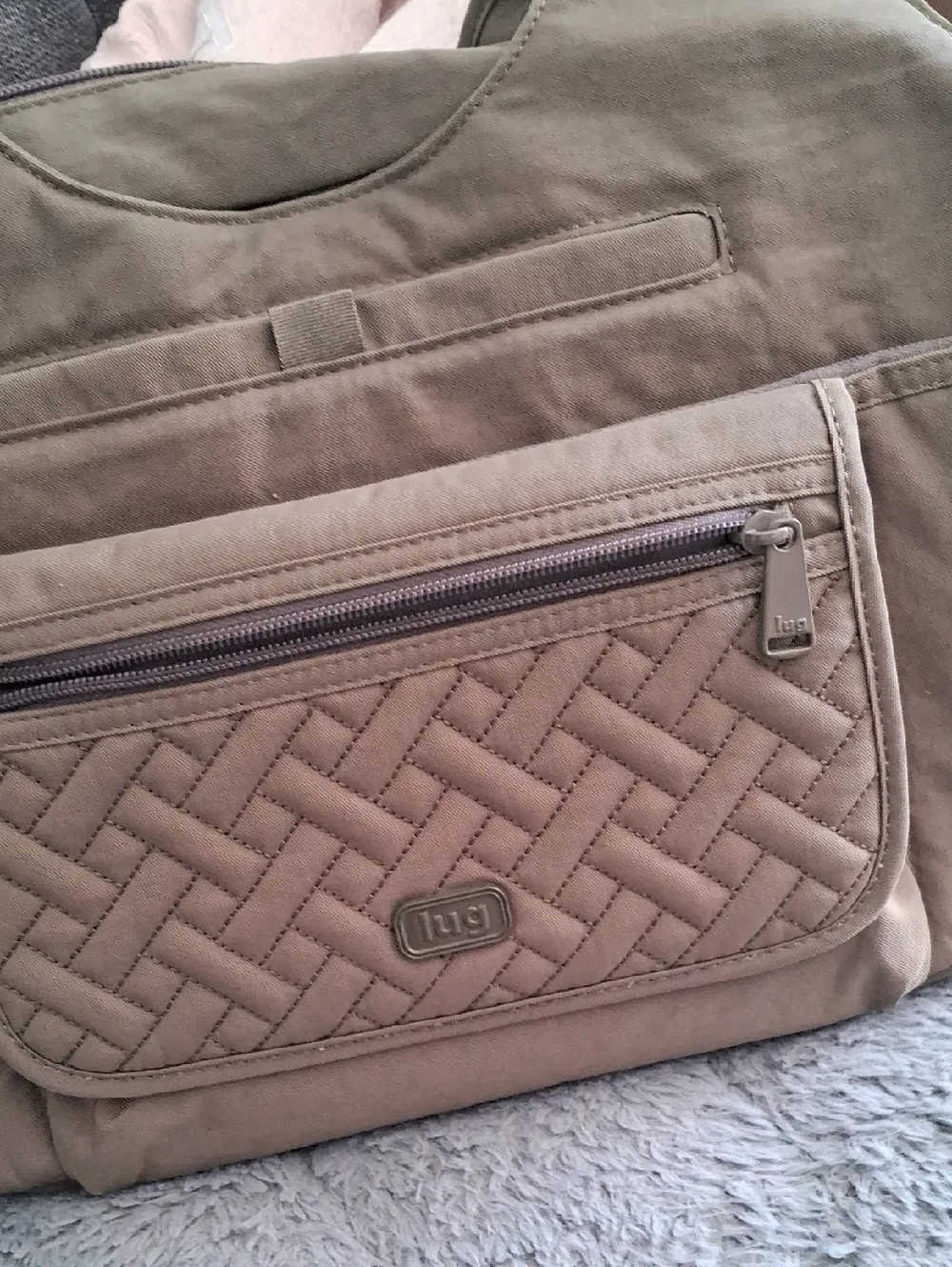 Lug Quilted Toiletry Bag in Taupe/Excellent Condition🎉🎉🎉🎉🎉
